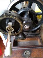 Antieke naaimachine merk Retliger met mooi paarlemoer, Ophalen of Verzenden