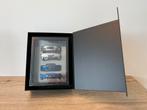 Nissan R34 Bumper Display Frame 1:18 Motorhelix  blauw, Ophalen of Verzenden, Nieuw, Auto, Overige merken
