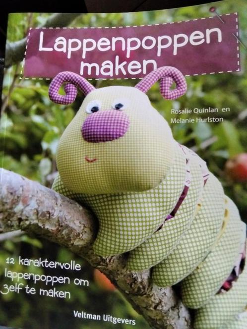 Lappenpoppen maken - Rosalie Quinlan en Melanie Hurlston, Boeken, Overige Boeken, Zo goed als nieuw, Ophalen of Verzenden
