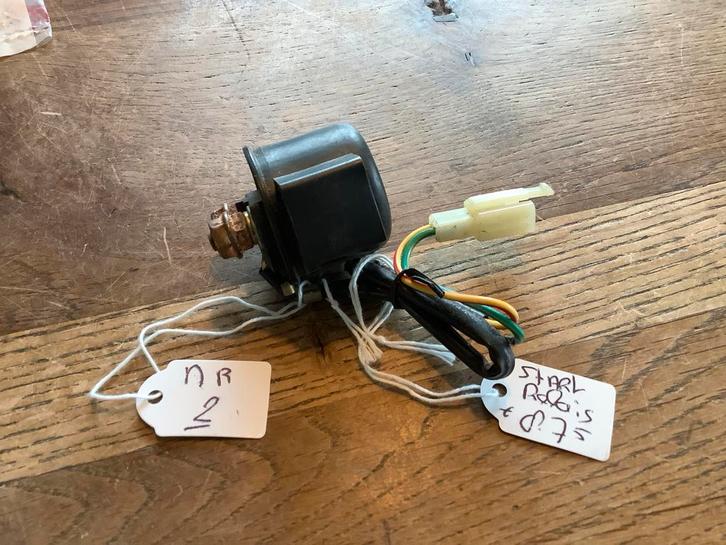 Startrelais o.a. Peugeot Vivacity & Speedfight. (Nr2 Box B), Fietsen en Brommers, Brommeronderdelen | Algemeen, Nieuw, Ophalen of Verzenden