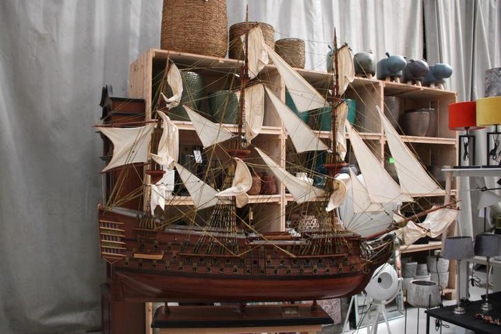 Prachtig groot modelschip H.M.S. Victory 1805 (190 cm !!!), Hobby en Vrije tijd, Modelbouw | Boten en Schepen, Zo goed als nieuw