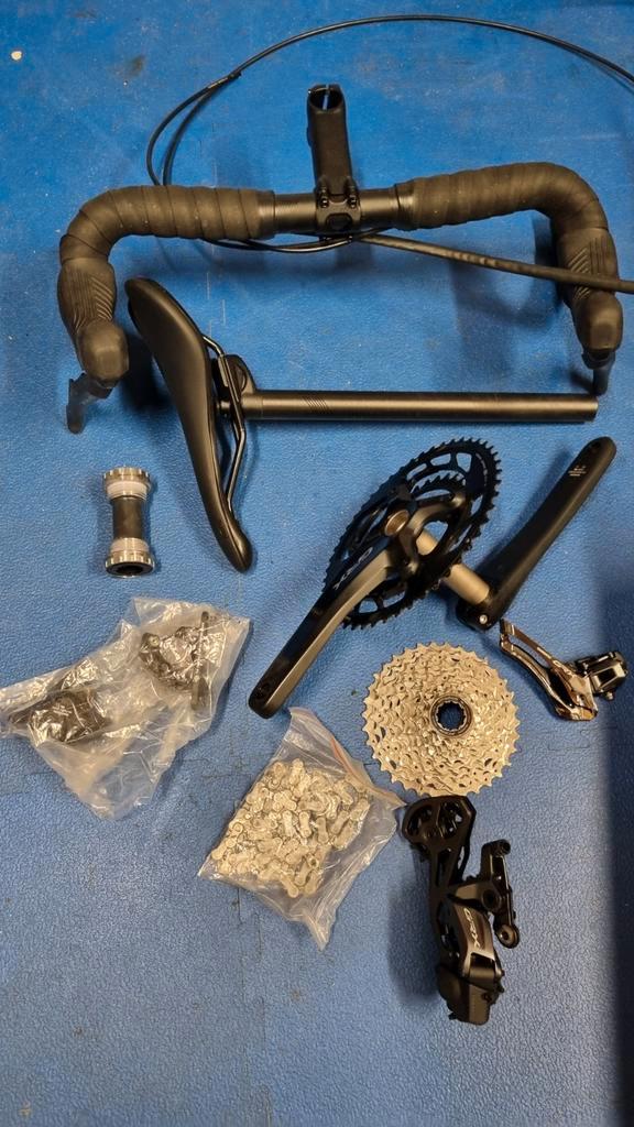 SHIMANO GRX RX820 groepset 2 x 12 speed nieuw, Fietsen en Brommers, Fietsonderdelen, Nieuw, Racefiets, Crankstel of Pedalen, Ophalen of Verzenden