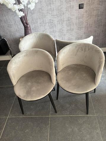 Eetkamer stoelen velvet beschikbaar voor biedingen