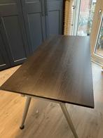 Groot IKEA bureau 18080 cm in zwartbruin, Ophalen, In hoogte verstelbaar, Gebruikt, Bureau