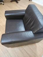 Lederen fauteuil, Ophalen