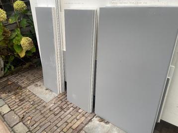 Partij gevelbekleding, plaat grijs koopje ca. 34 m2 beschikbaar voor biedingen