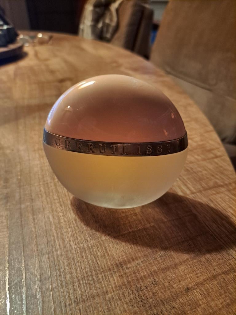 Cerruti 1881 Eau de Toilette 100ml nieuw, Ophalen of Verzenden, Zo goed als nieuw