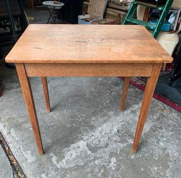 Tafel antiek vintage eiken Haagse school tafeltje jaren 30 beschikbaar voor biedingen
