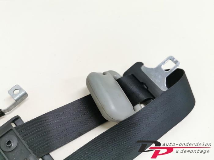 Veiligheidsgordel links-voor van een Mitsubishi Carisma, Gebruikt, -, -, Ophalen of Verzenden