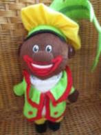 Sinterklaas Zwarte Piet pluche 32cm Plus Groen-geel-rood, Diversen, Sinterklaas, Ophalen of Verzenden, Nieuw