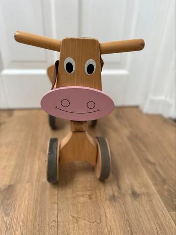  Houten loopfiets in de vorm van een koe (merk Scratch) beschikbaar voor biedingen