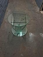 Glazen bijzettafel met krantenbak, Huis en Inrichting, Glas, Rond, Gebruikt, Minder dan 55 cm