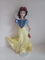 Vintage Disney Snow White Starlit  Porcelain doll, Verzamelen, Sneeuwwitje of Doornroosje, Gebruikt, Ophalen of Verzenden, Beeldje of Figuurtje