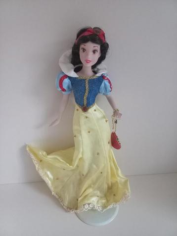 Vintage Disney Snow White Starlit  Porcelain doll