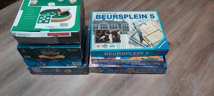 Spellen 7st o.a.Trivial pursuit, leuk voor kerst,sinterklaas, Hobby en Vrije tijd, Gezelschapsspellen | Bordspellen, Gebruikt