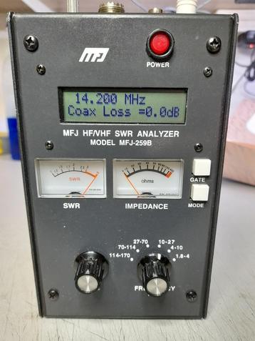 MFJ 259b antenne tuner beschikbaar voor biedingen