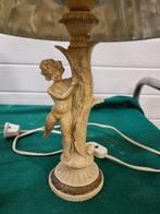 tafellampen met engel en gebloemde kapjes vintage, Huis en Inrichting, Lampen | Tafellampen, Ophalen of Verzenden, 'T Olde Gre-j