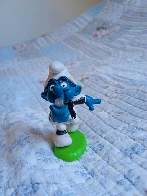 Smurfen - Scheidsrechtersmurf - Brilsmurf - 20191, Verzamelen, Smurfen, Nieuw, Poppetje, Figuurtje of Knuffel, Brilsmurf, Ophalen of Verzenden