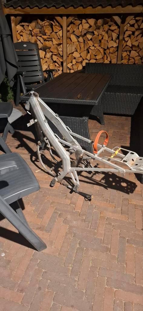 Aprilia sx 50 frame 2007 (cross  of met wok), Fietsen en Brommers, Scooters | Aprilia, Zo goed als nieuw, Ophalen
