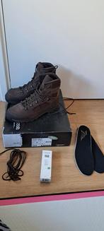 Nieuwe wandelschoenen Lowa, maat 46, Ophalen, Nieuw, Schoenen