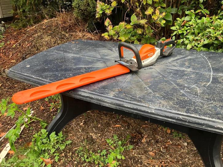 Te koop stihl hsa 94 r accu heggenschaar, Tuin en Terras, Heggenscharen, Accu, Ophalen of Verzenden