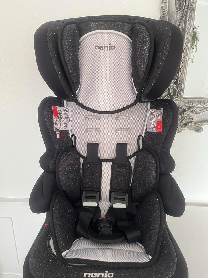 Nania Autostoel - Zo Goed Als Nieuw, Kinderen en Baby's, Autostoeltjes, Zo goed als nieuw, Overige merken, Autogordel, Verstelbare rugleuning