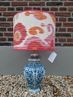 Prachtige grote Delfts blauwe vaaslamp met Ikat lampenkap, Ophalen of Verzenden