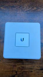 UniFi Security Gateway - USG, Ophalen of Verzenden, Zo goed als nieuw, UniFi