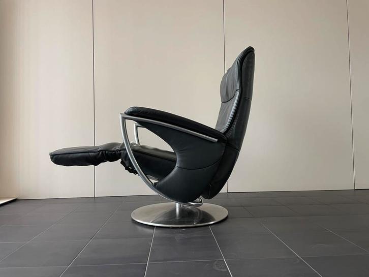 Zwarte leren kennedy relaxfauteuil / relax fauteuil, Huis en Inrichting, Fauteuils, Gebruikt, 50 tot 75 cm, Minder dan 75 cm, Ophalen