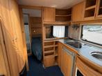 Adria Unica 502 UP bouwjaar 2003 met voortent, Caravans en Kamperen, Caravans, Schokbreker, Rondzit, Bedrijf, 750 - 1000 kg