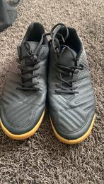 Zaal schoenen, Maat XS of kleiner, Ophalen of Verzenden, Zo goed als nieuw, Schoenen