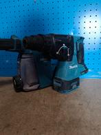 Makita 18v accu combihamer met stofafzuiging, 600 watt of meer, Boor- en/of Breekhamer, Ophalen of Verzenden, Zo goed als nieuw