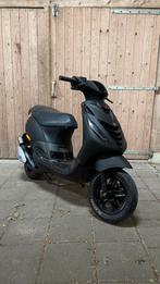 Piaggio Zip 70CC 2 takt Brom, Fietsen en Brommers, Scooters | Piaggio, Ophalen, Zip