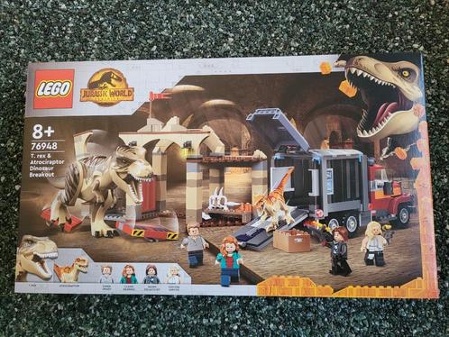 Lego Jurassic World 76948 T-rex & Atrociraptor ontsnapping, Kinderen en Baby's, Speelgoed | Duplo en Lego, Nieuw, Lego, Complete set