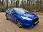 Ford Fiesta 1.6 ST2 2014/Leder recaro/Sony audio/Stoelv/Cam, Voorwielaandrijving, 1596 cc, 1063 kg, Zwart