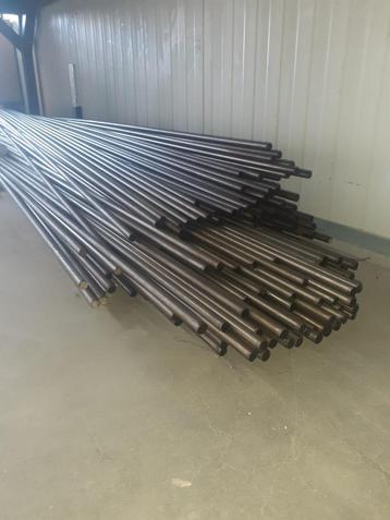 Staal as metaal ijzer rond Ø 15 mm beschikbaar voor biedingen