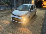 Kia picanto 2024! 20000 km rijdbare achterschade!, Auto diversen, Schadeauto's, Ophalen, Kia, Wit, Handgeschakeld