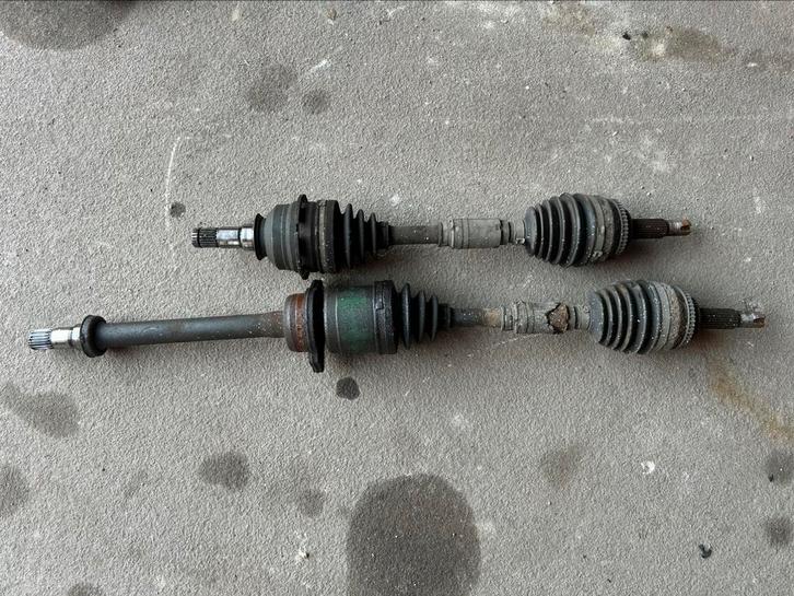 Toyota Celica T23 1zz aandrijfassen, Auto-onderdelen, Transmissie en Toebehoren, Toyota, Gebruikt, Ophalen of Verzenden