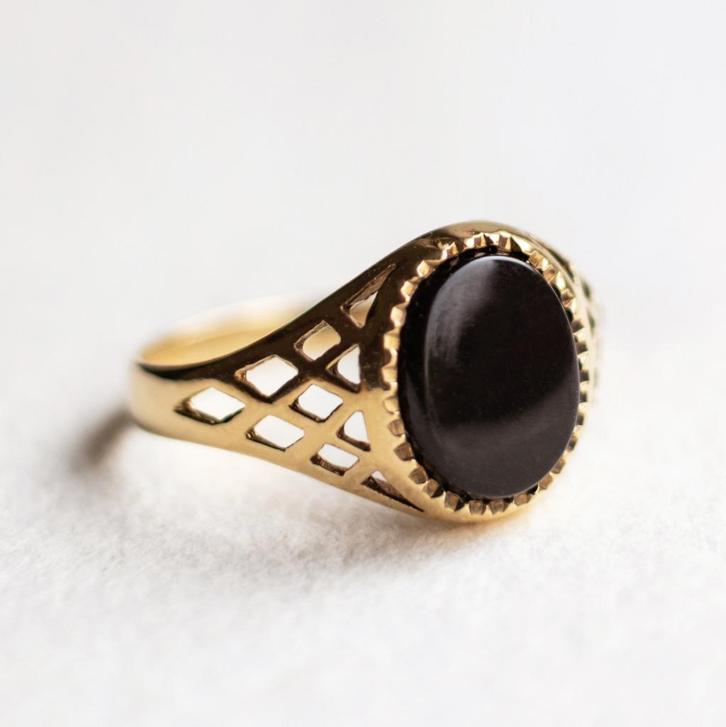 Vintage 9K goud Solitaire ring zegelring onyx - Maat 18,25, Sieraden, Tassen en Uiterlijk, Ringen, Zo goed als nieuw, Dame, 18 tot 19