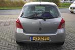 Toyota Yaris 1.3 VVTi Luna / Climate Control / Radio / Trekh, Voorwielaandrijving, Stof, Gebruikt, Zwart