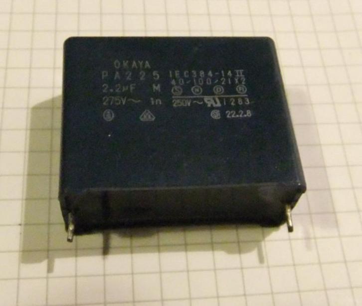 Okaya PA225 Ruisonderdrukkingscondensator, 2.2 uF 275VAC, Hobby en Vrije tijd, Elektronica-componenten, Gebruikt, Ophalen of Verzenden