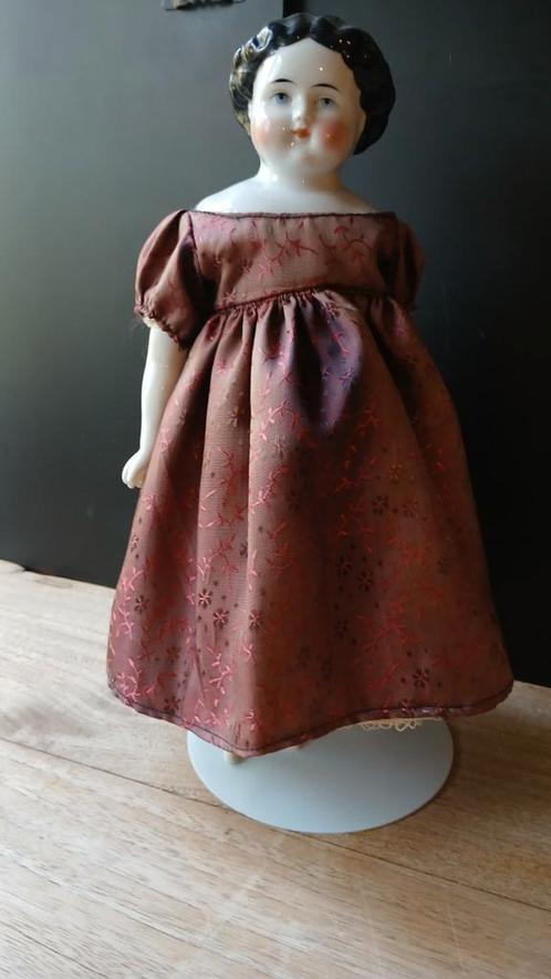 Antieke Porseleinen Pop china doll, Antiek en Kunst, Antiek | Speelgoed, Ophalen of Verzenden