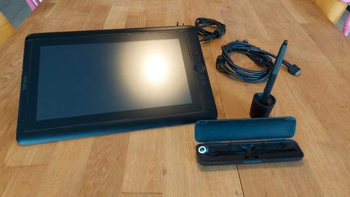 Wacom cintiq 13"HD creative pen display, Computers en Software, Tekentablets, Gebruikt, Bedraad, Ophalen of Verzenden