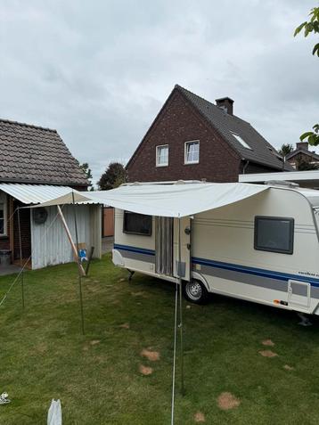 Zonneluifel voor caravan beschikbaar voor biedingen