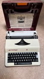 Scheidegger typemachine elektrisch uit 1986, Diversen, Typemachines, Ophalen, Zo goed als nieuw