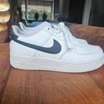 Nike Air Force 1 - Maat 36, Ophalen of Verzenden, Zo goed als nieuw, Jongen of Meisje, Schoenen