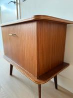 Stijlvol vintage kastje, Antiek en Kunst, Antiek | Meubels | Kasten, Ophalen of Verzenden