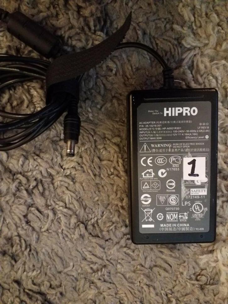 Diverse 12V voedingen / opladers, divers vermogen zie tekst, Computers en Software, Laptop-opladers, Zo goed als nieuw, Ophalen of Verzenden