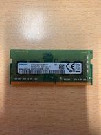 Samsung 8GB DDR4 2666V PC RAM Module, Computers en Software, RAM geheugen, DDR4, 8 GB, Ophalen of Verzenden, Zo goed als nieuw