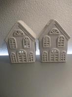 Kerst decoratie 2 x porselein huisje,, Ophalen of Verzenden, Zo goed als nieuw